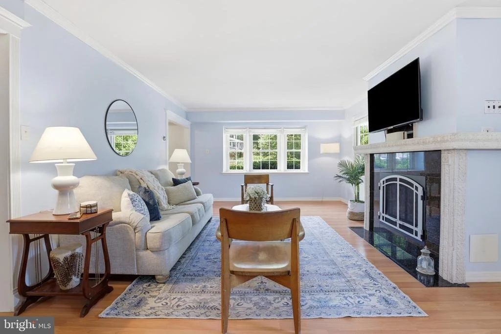 Photo of 1703 CROFTON PARKWAY