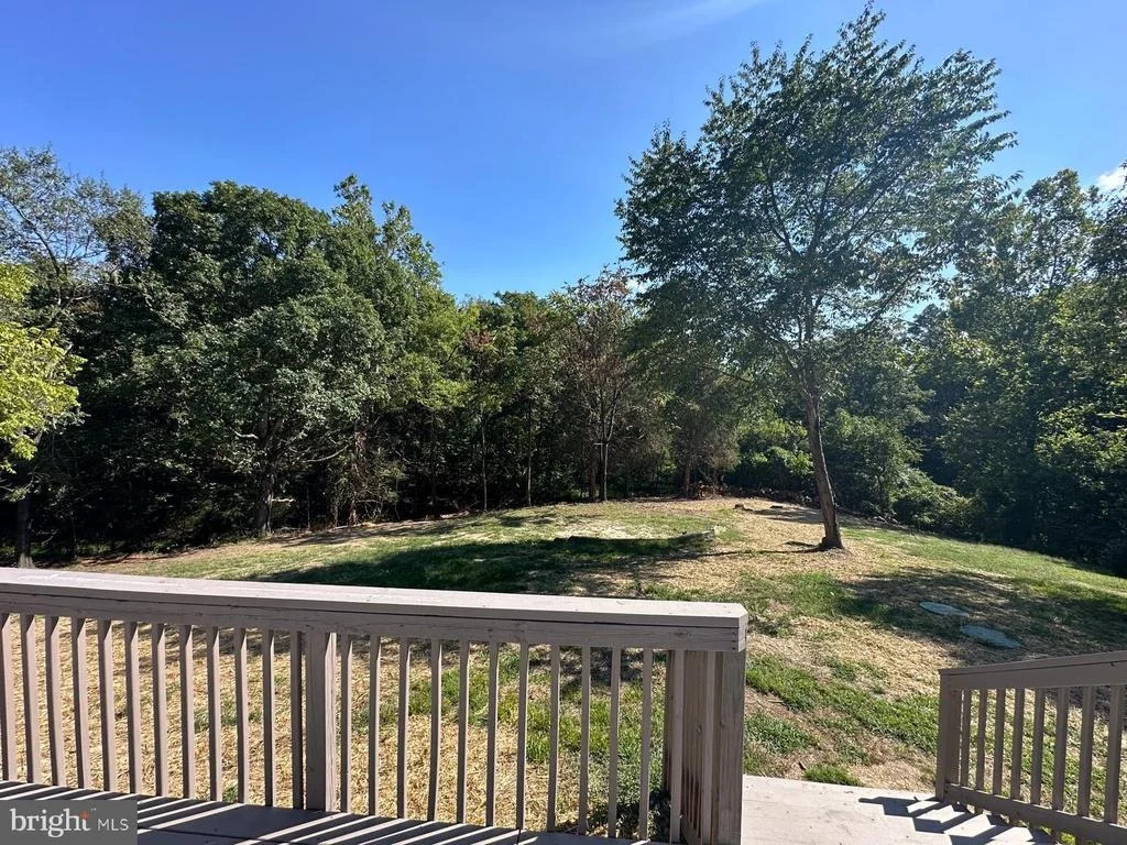 Photo of 2016 RIVERMONT DRIVE