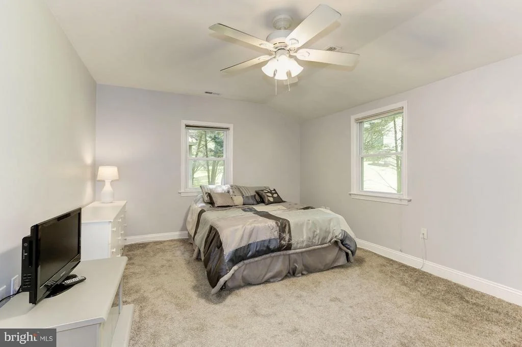 Photo of 23711 SLIDELL ROAD