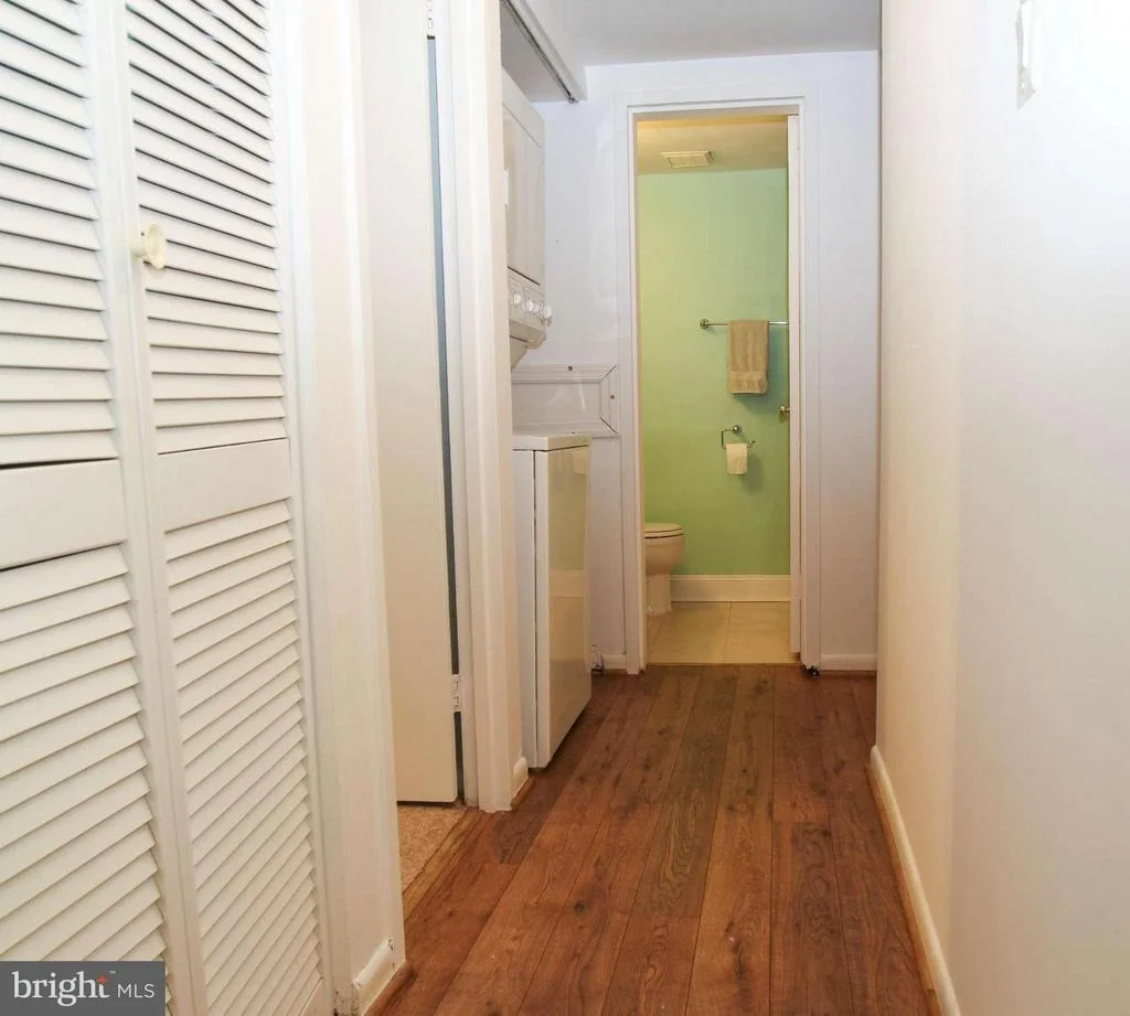 Photo of Unit 1B at 11658 STONEVIEW SQUARE