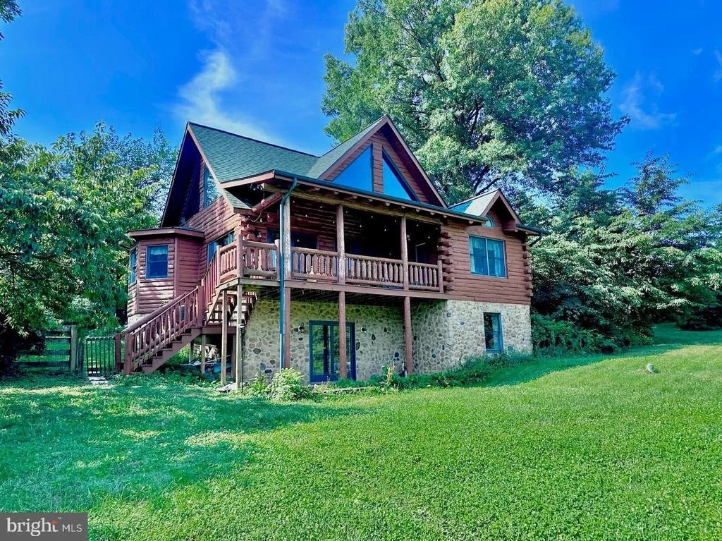 Photo of 8051 OLD RECEIVER ROAD