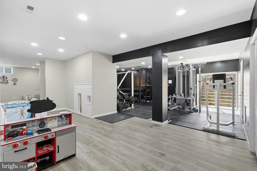 Photo of 23324 LINDSAY DRIVE