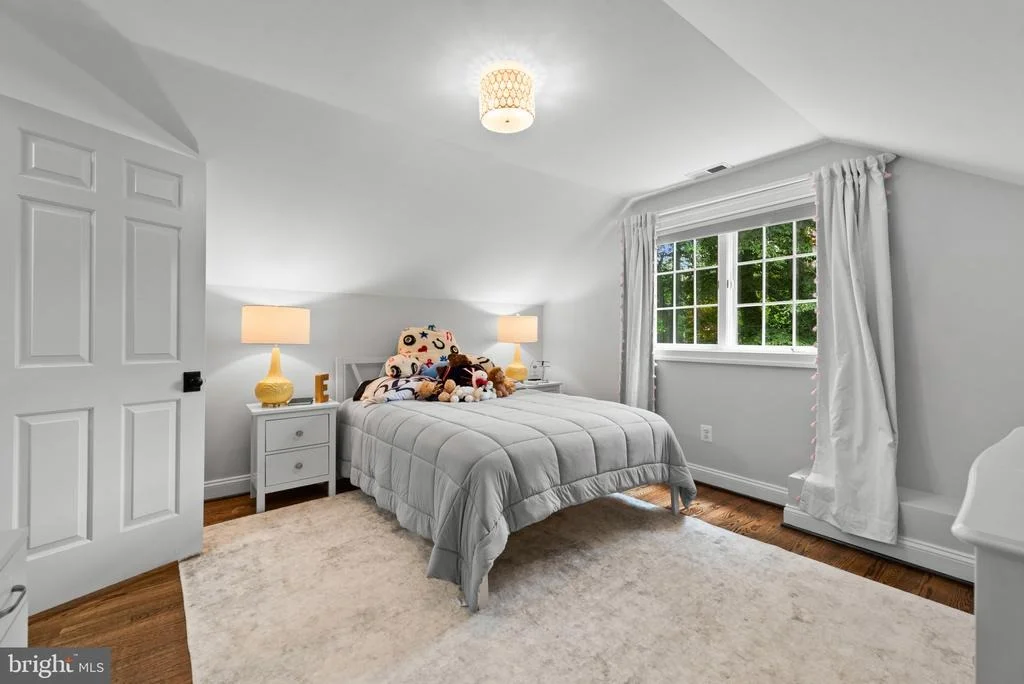 Photo of 7807 OVERBROOK ROAD