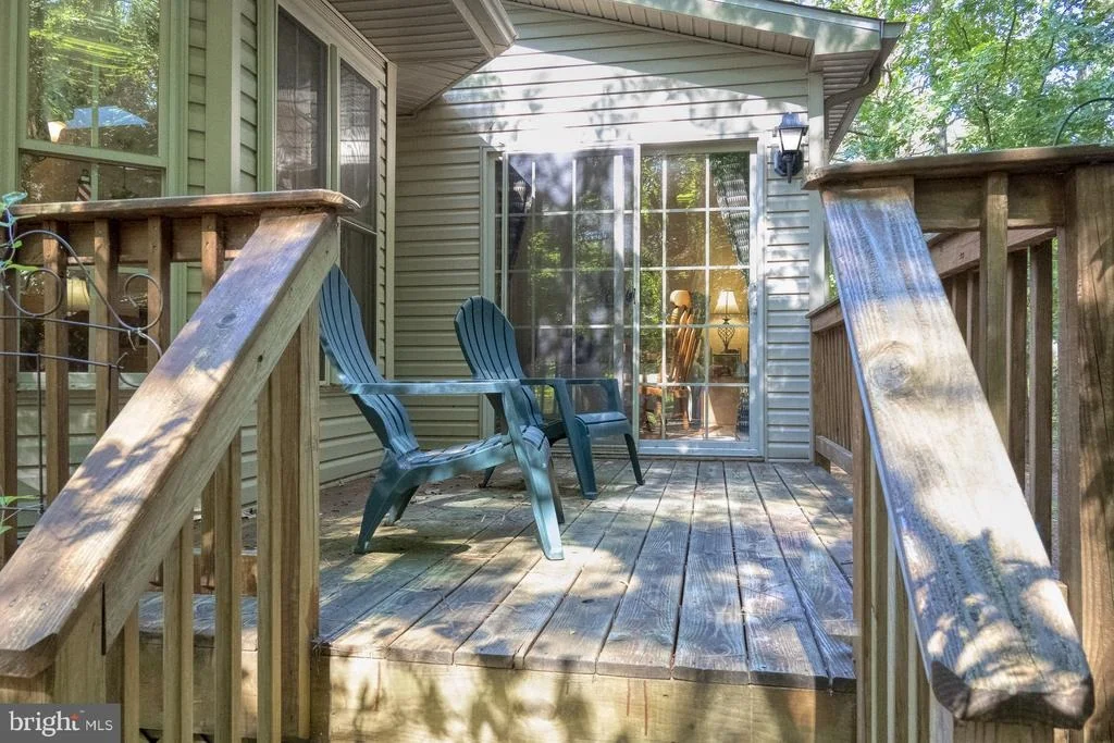 Photo of 23523 HOLLY CIRCLE
