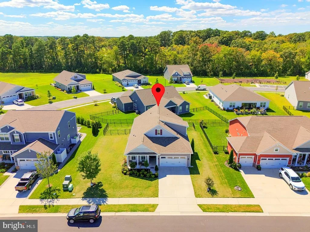 Photo of 15496 CRAPE MYRTLE ROAD