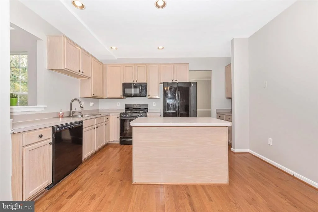 Photo of 606 BUSHYTAIL DRIVE