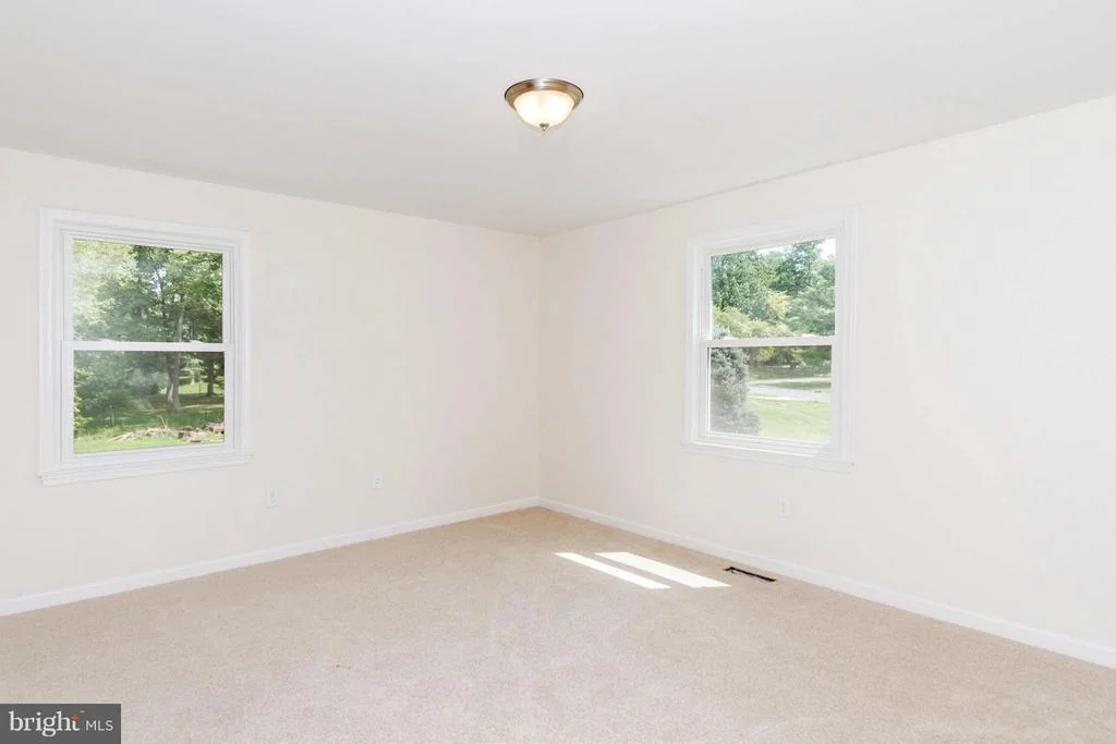 Photo of 3905 QUEEN MARY DRIVE