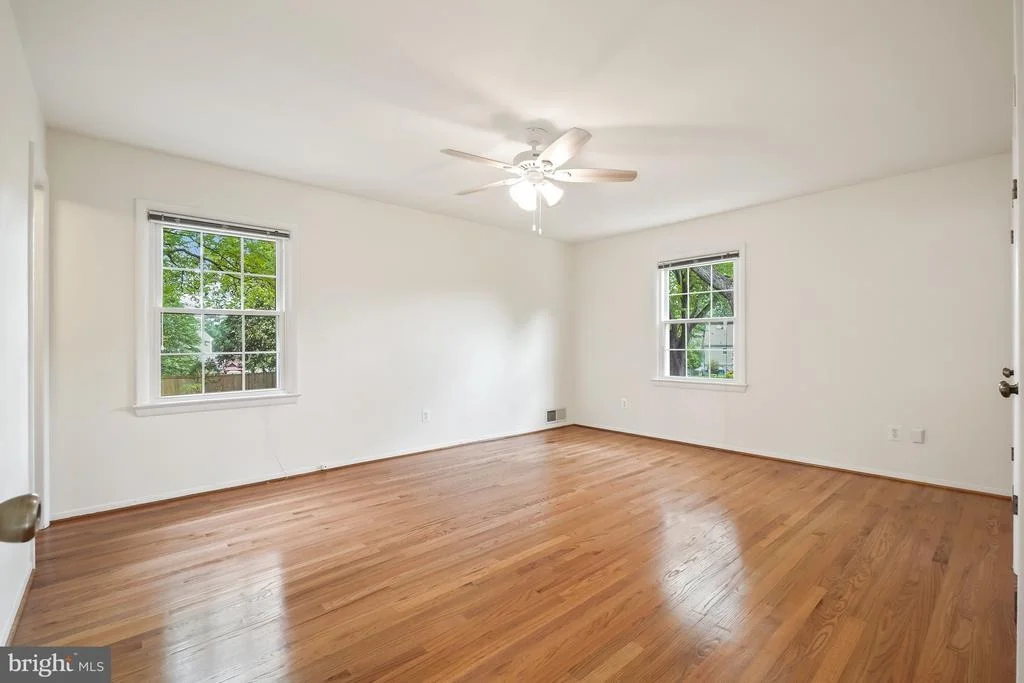 Photo of 8524 DOTER DRIVE