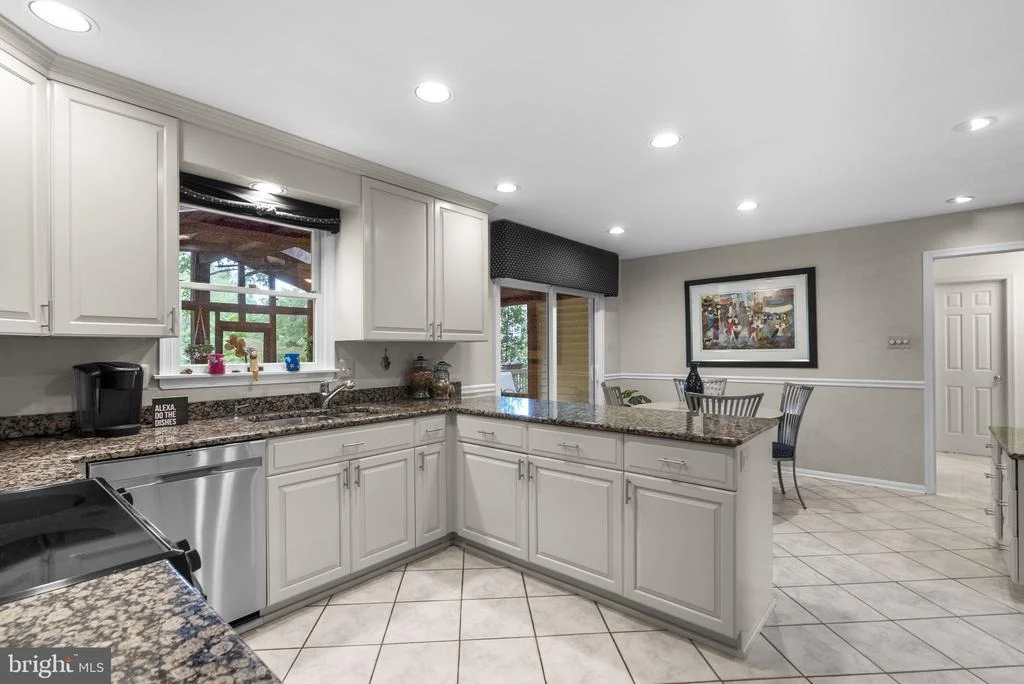Photo of 5820 MAGIC MOUNTAIN DRIVE