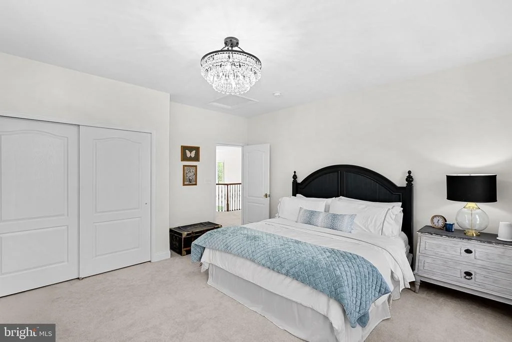 Photo of 15064 BARLOW DRIVE