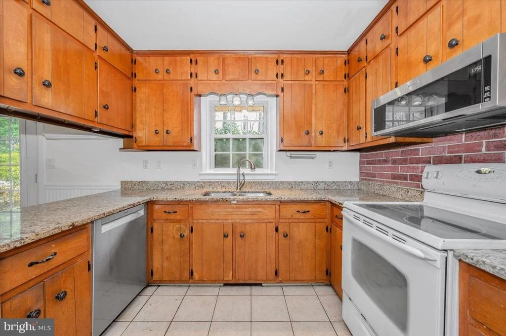 Photo of 9214 WARFIELD ROAD