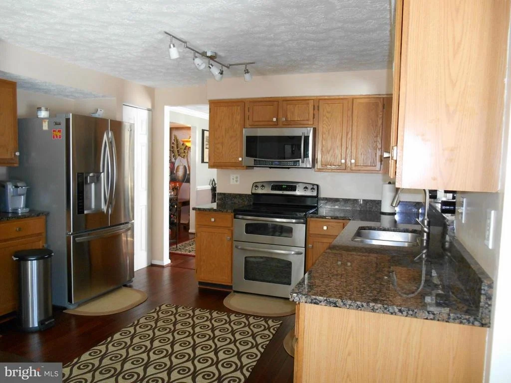 Photo of 18012 SILVER LEAF DRIVE