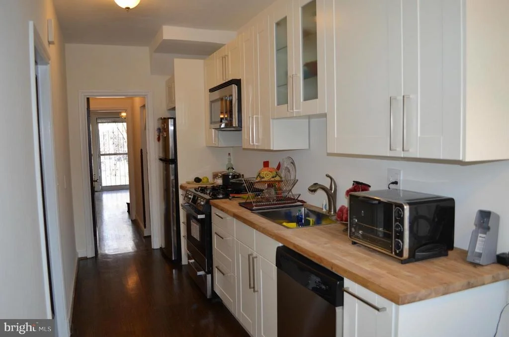 Photo of 5712 3RD PLACE NW