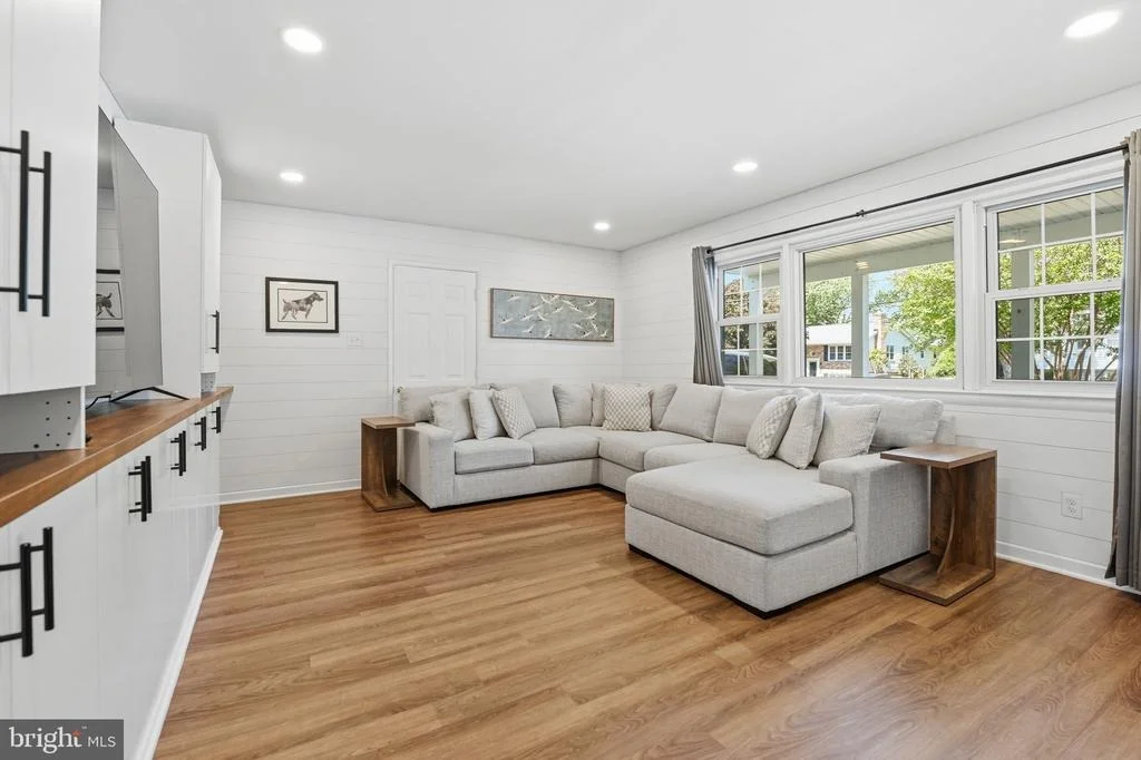 Photo of 15011 TARLETON DRIVE