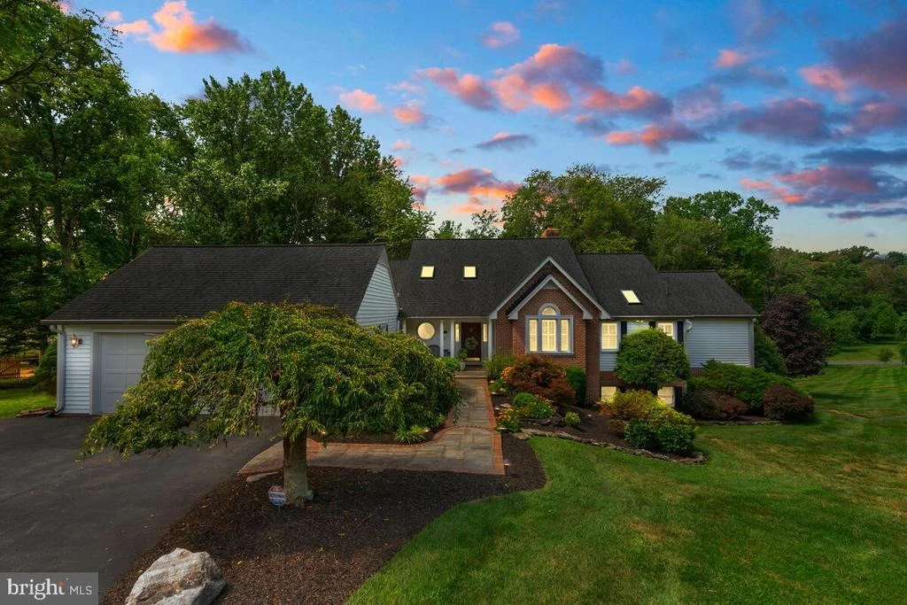 Photo of 17030 BARN RIDGE DRIVE