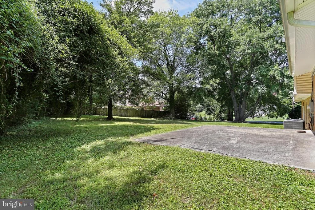 Photo of 13324 SHERWOOD FOREST DRIVE