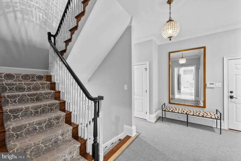 Photo of 8305 FOX HAVEN DRIVE