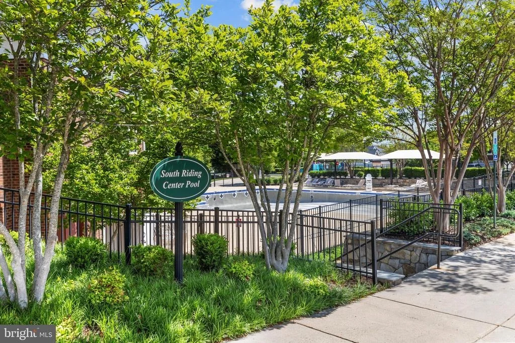 Photo of 42583 PELICAN DRIVE
