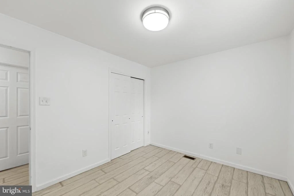 Photo of 37 CHATHAM DRIVE