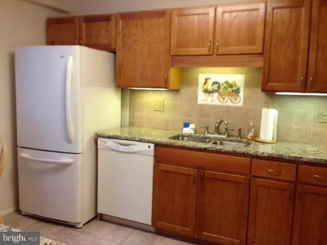 Photo of Unit 3126 at 15115 INTERLACHEN DRIVE