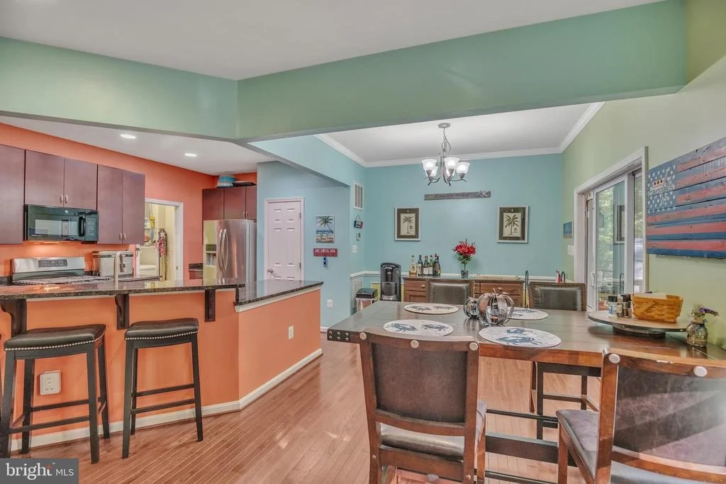 Photo of 729 WALNUT AVENUE