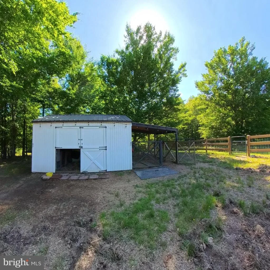 Photo of 1225 MIDDLE RIVER ROAD