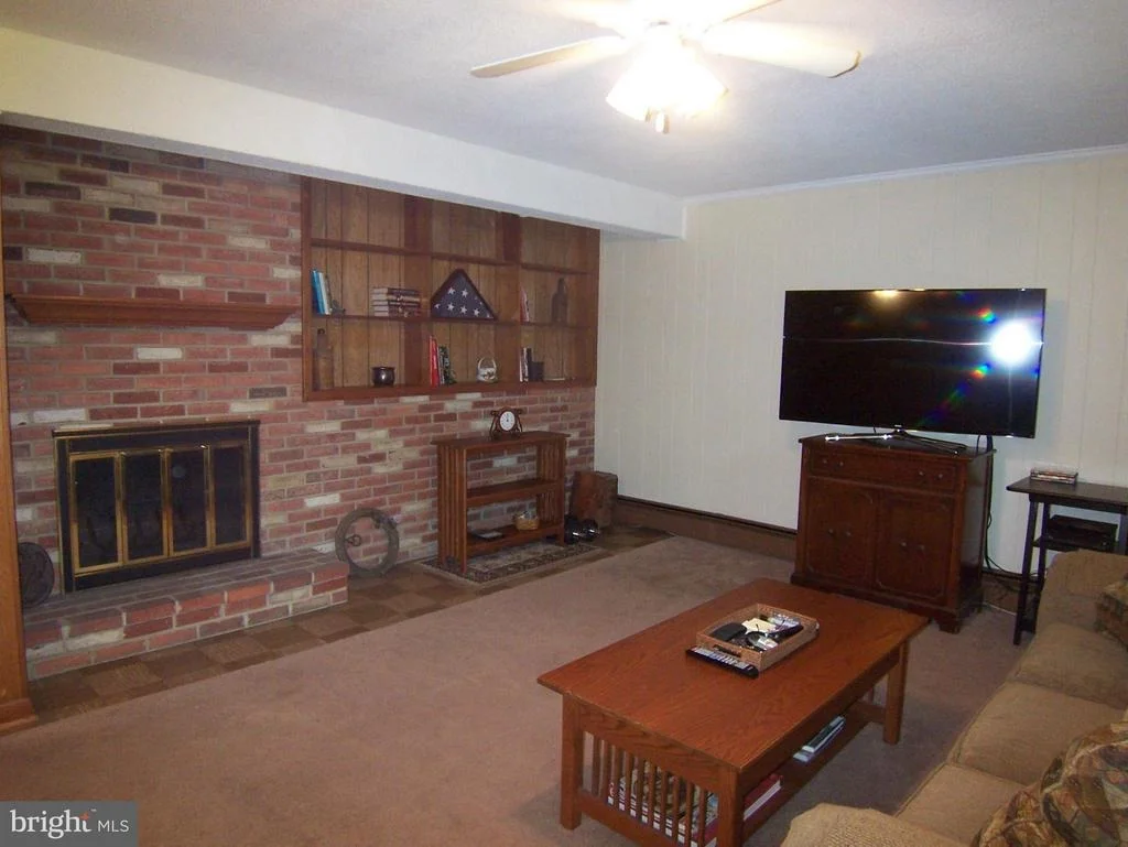 Photo of 25512 JARL DRIVE