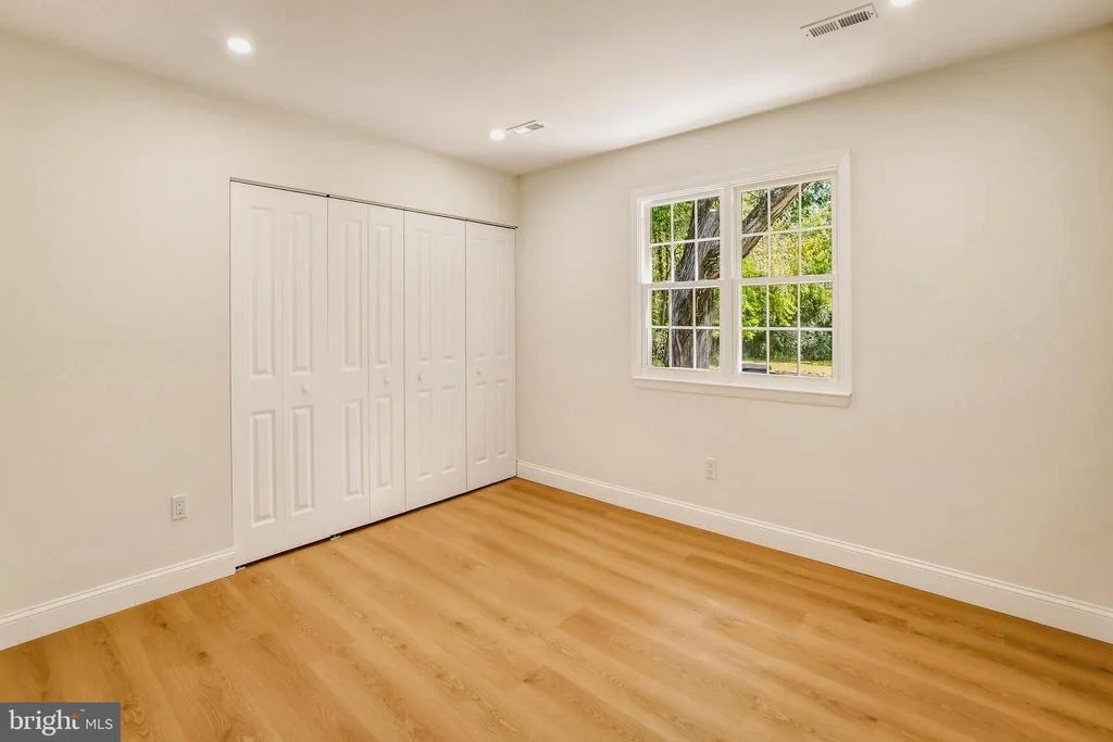 Photo of 114 S RIVER DRIVE