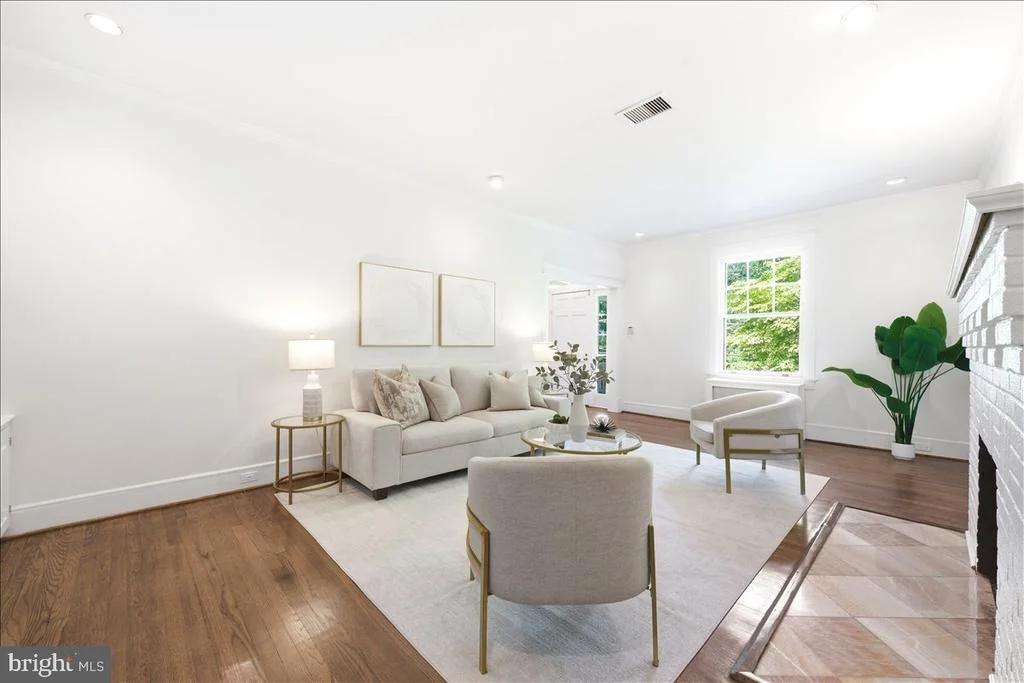 Photo of 7109 MEADOW LANE