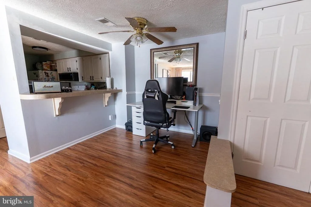 Photo of Unit E at 800 STRATFORD WAY