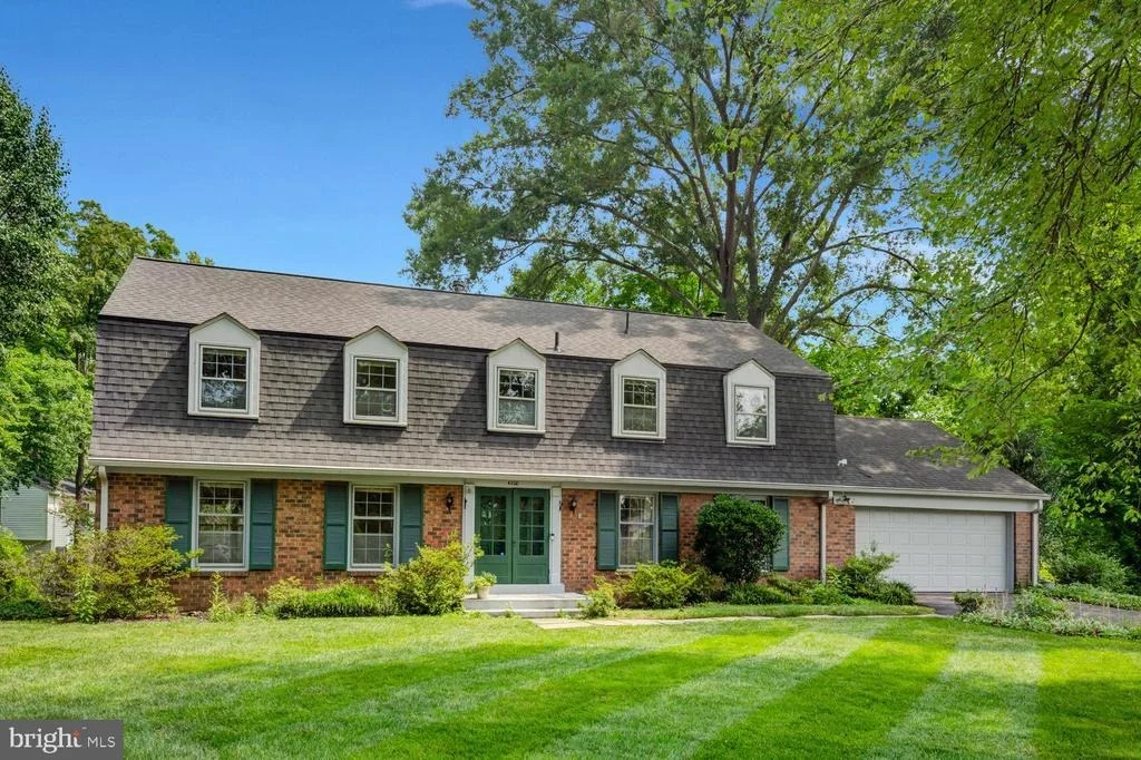 Photo of 4200 PICKERING PLACE
