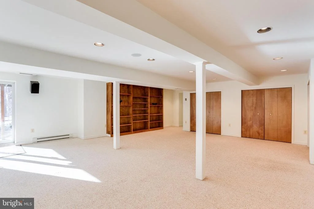 Photo of 6148 LLANFAIR DRIVE