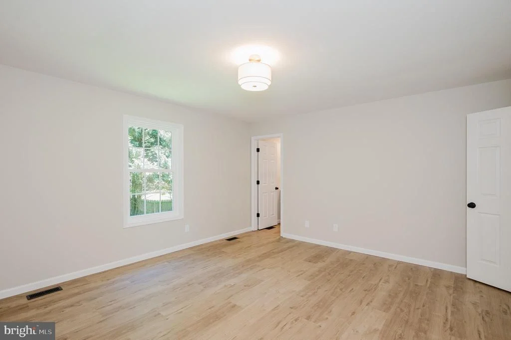 Photo of 208 DECOY DRIVE