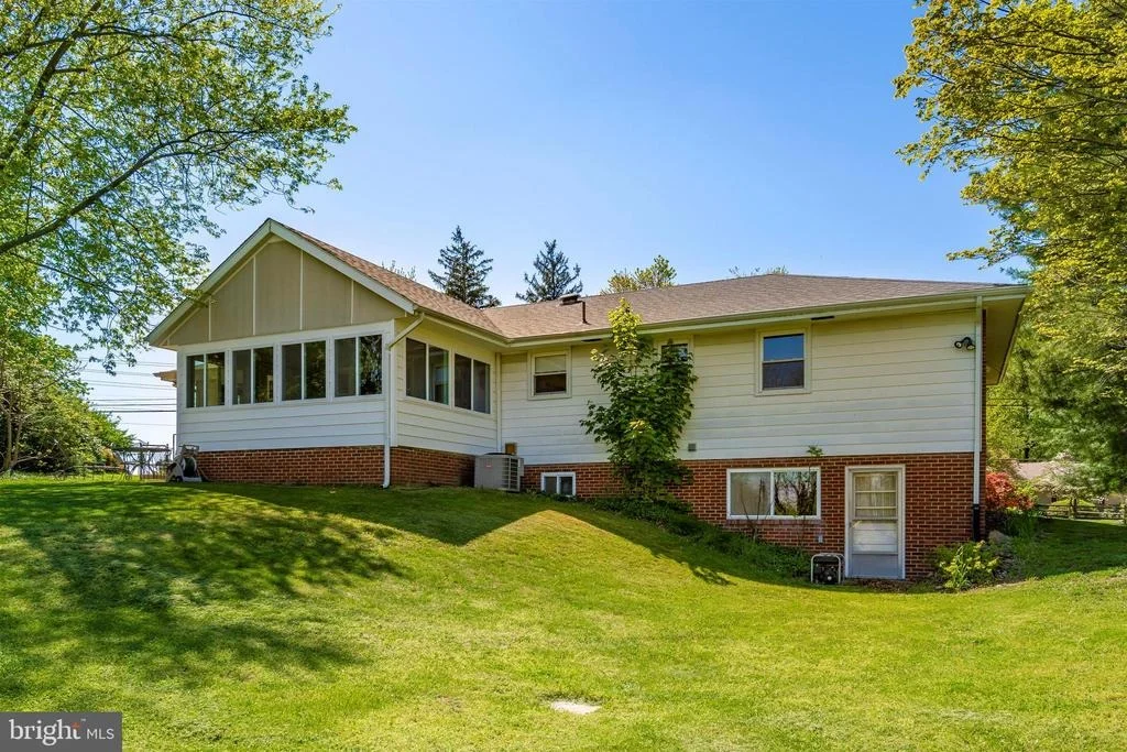 Photo of 25103 OAK DRIVE