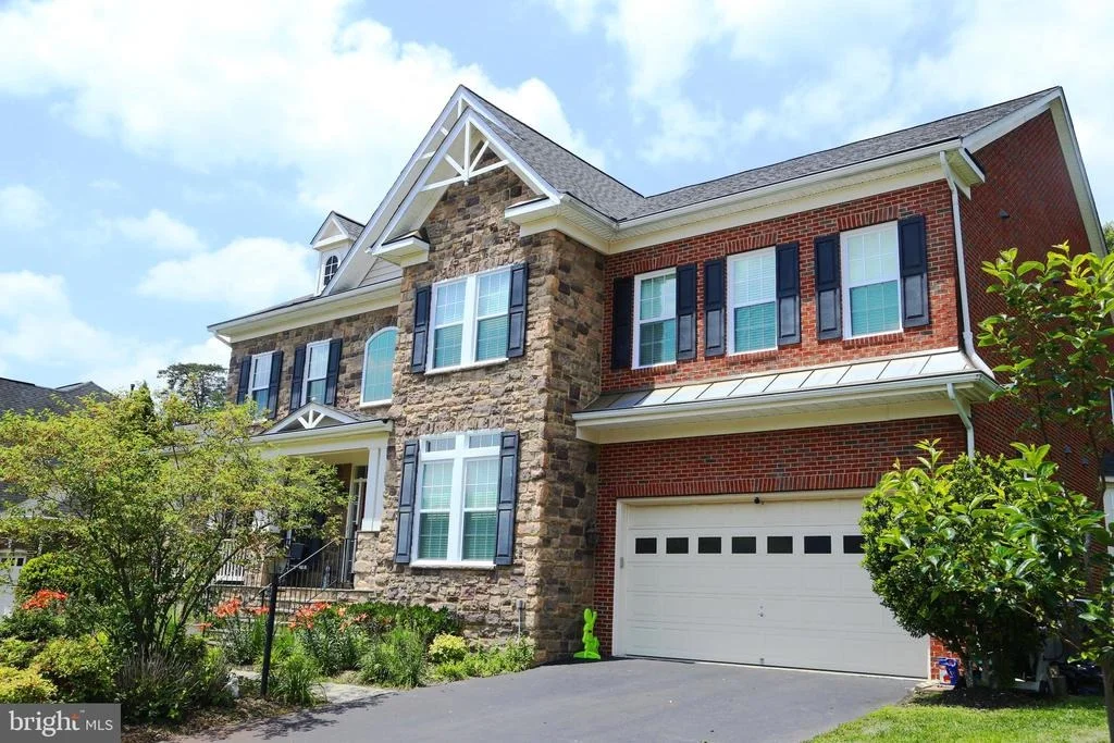 Photo of 7532 RED HILL DRIVE