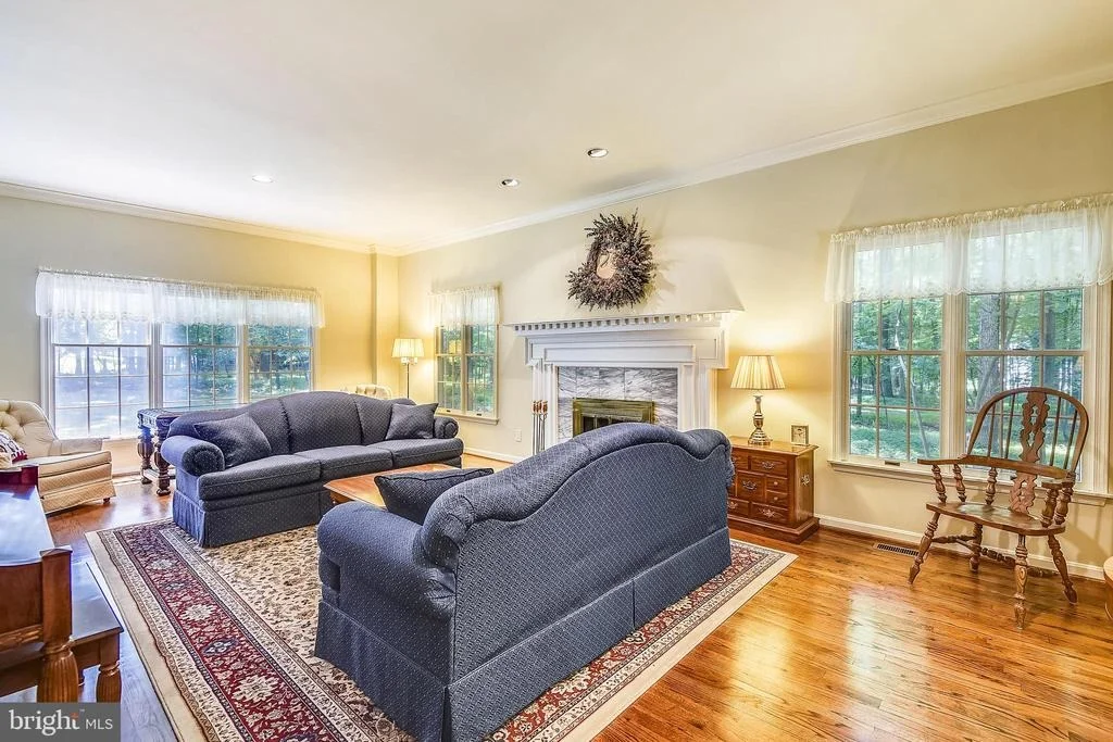 Photo of 7700 WARFIELD ROAD