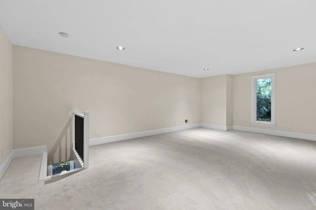 Photo of 3137 BLENDON ROAD