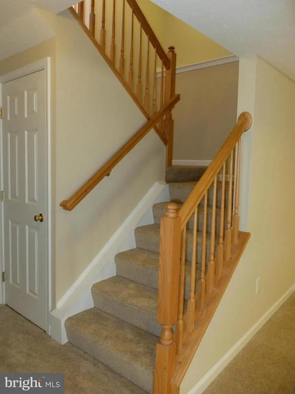 Photo of 2424 KNAPPS WAY