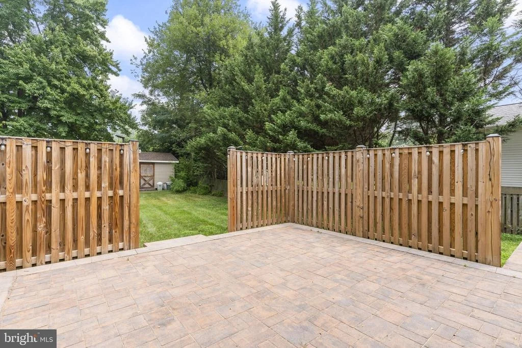 Photo of 15541 BAILEYS LANE