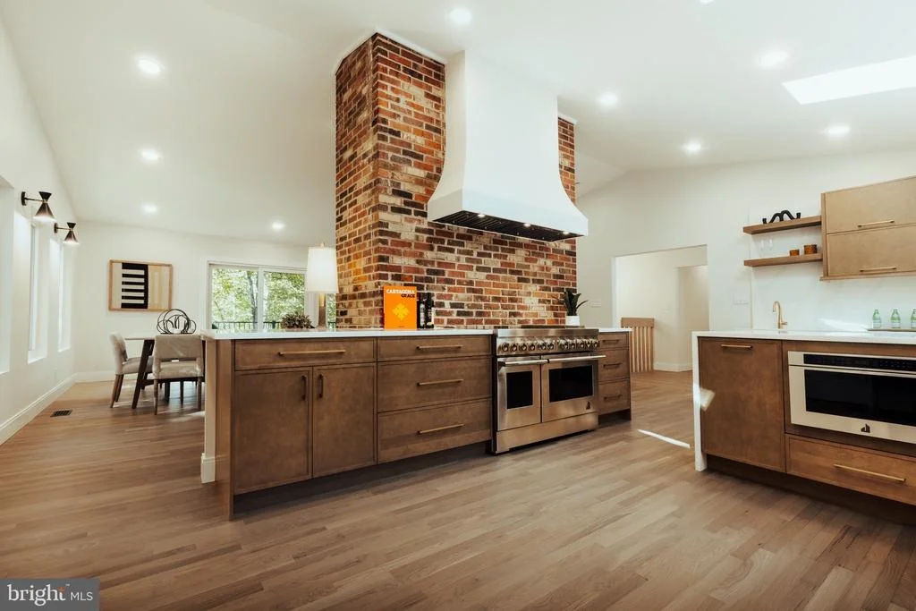 Photo of 108 INTERPROMONTORY ROAD