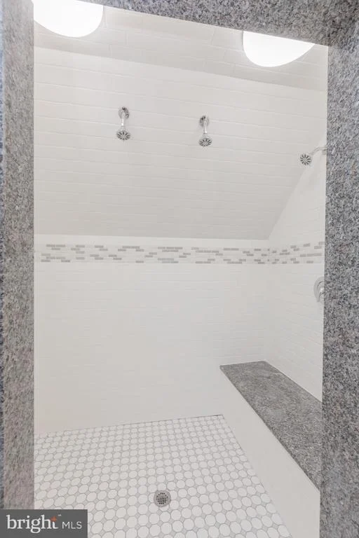 Photo of 2240 GREENVALLEY DRIVE