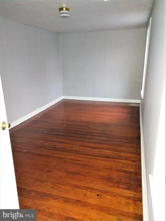 Photo of 620 N MAPLE AVENUE