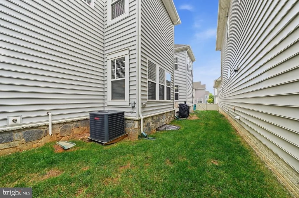 Photo of 5063 JUDICIAL WAY