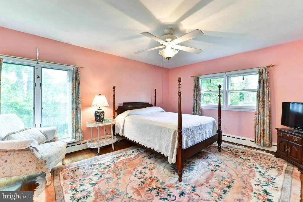 Photo of 7040 QUANDER ROAD