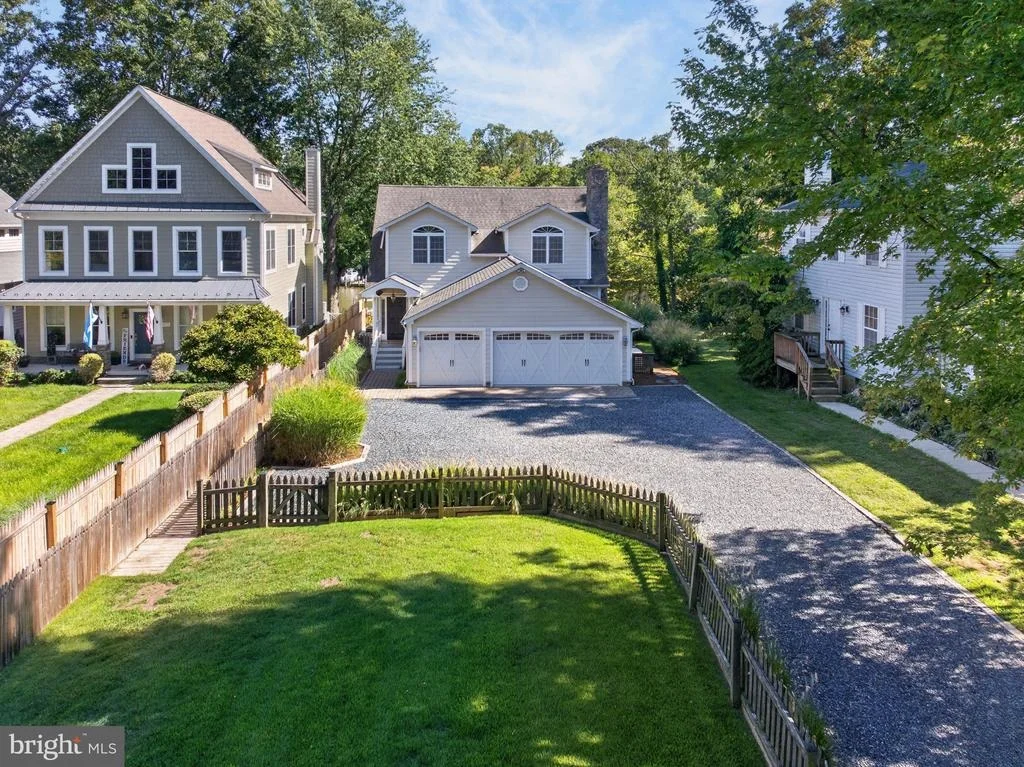 Photo of 971 PHILLIPS DRIVE