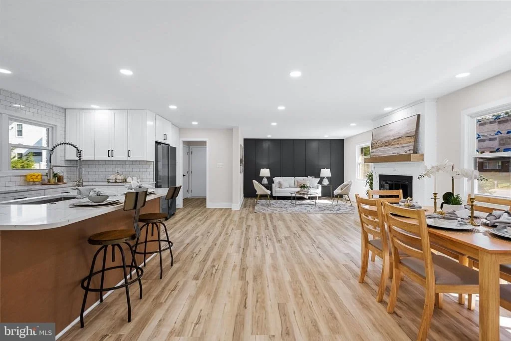 Photo of 305 RIVER BEND ROAD