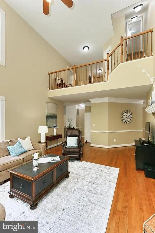 Photo of 5749 YEWING WAY