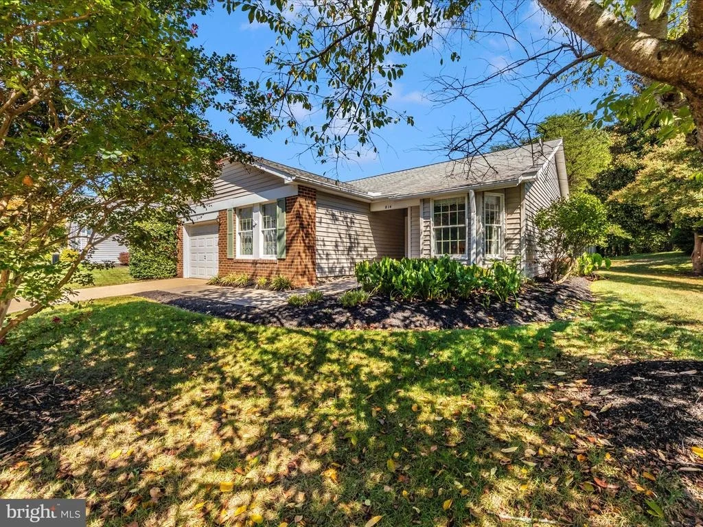 Photo of 814 COXSWAIN WAY
