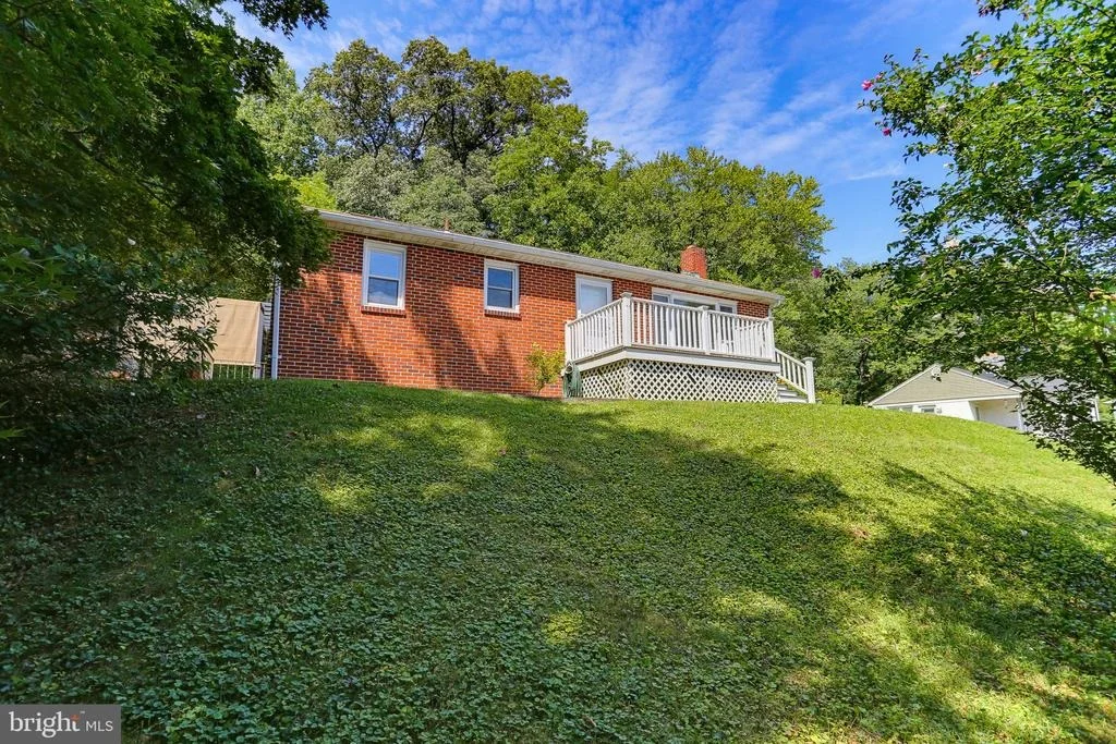 Photo of 6050 HANOVER ROAD