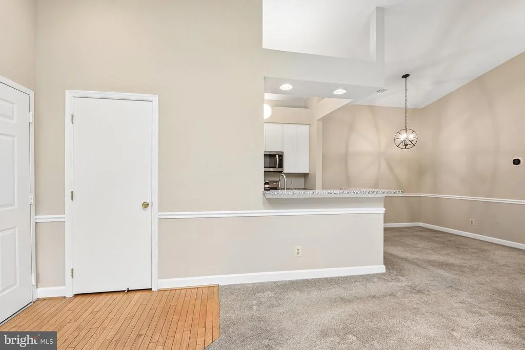 Photo of Unit 9C32 at 13701 MODRAD WAY